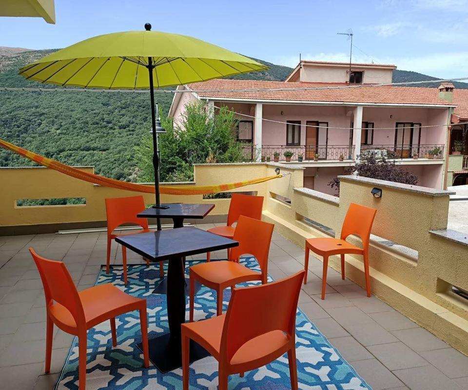 Sa Stiddiosa Guesthouse Gadoni Exterior foto